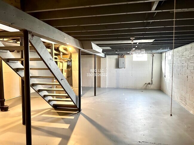 Foto del edificio - 2919 Clearfield Ave