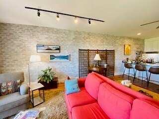 Foto del edificio - 300 -2A-32A Mason Ave