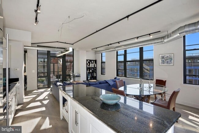 Building Photo - 2125 14th St NW