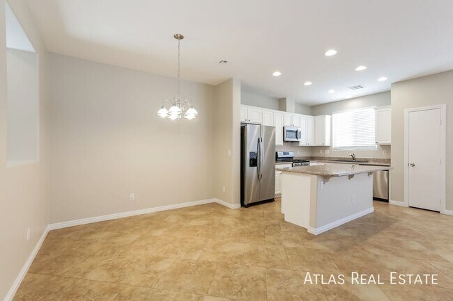 Foto del edificio - 5913 Tamarack Lodge Ln