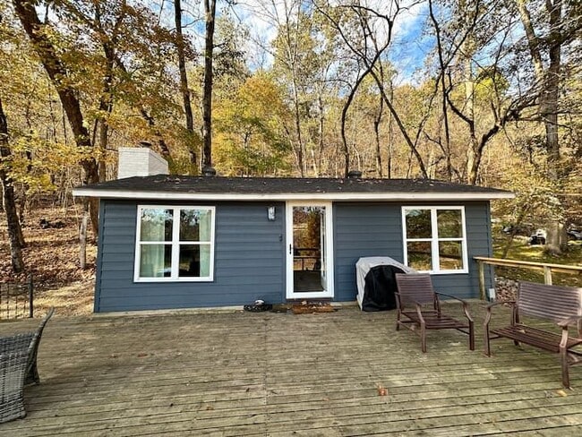 Building Photo - 401 Spring Wood Terrace