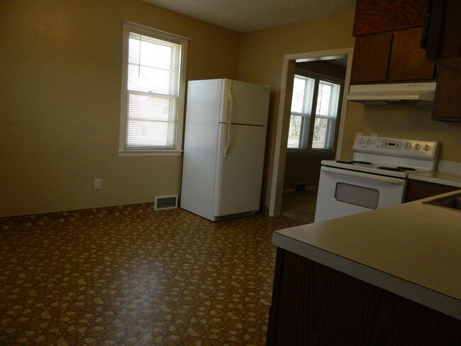 Kitchen - 522 N 14th St