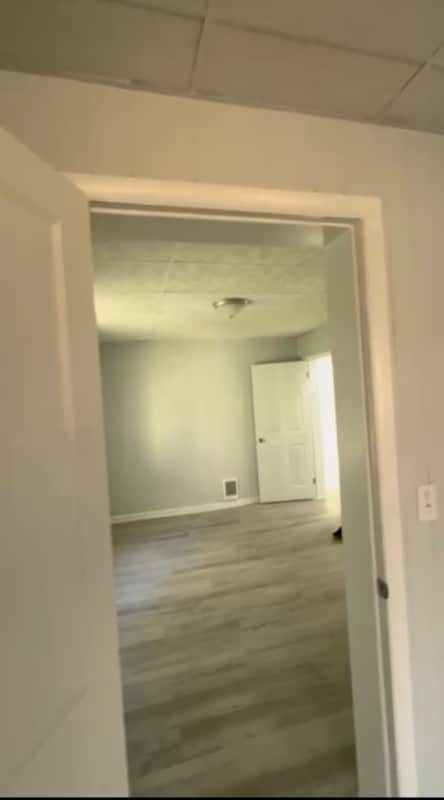 Building Photo - 513 Fayette St