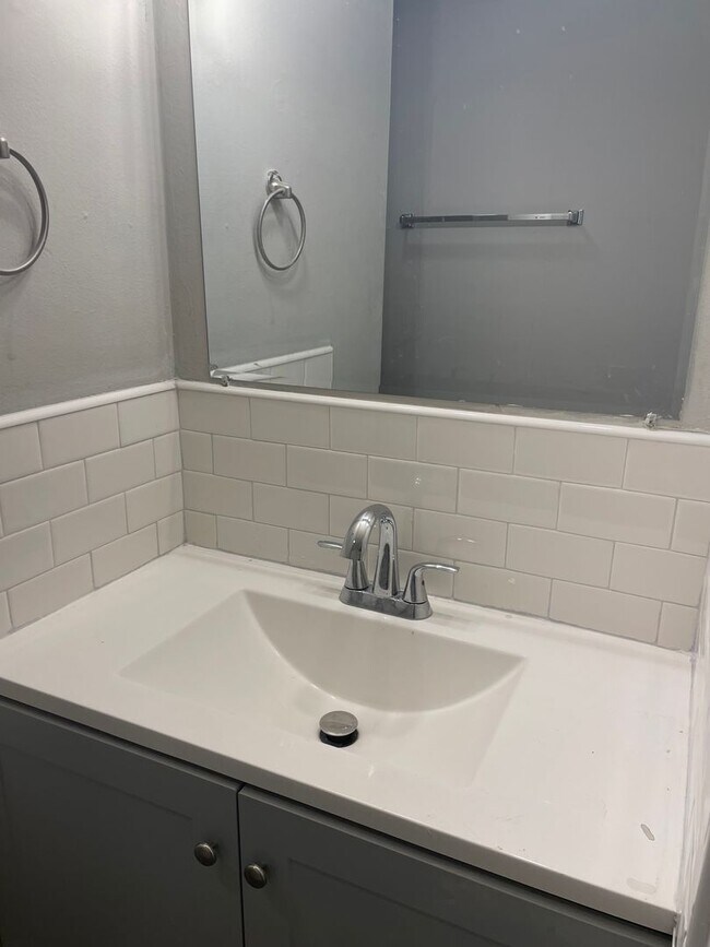 Foto del edificio - 6002 N Kent Dr