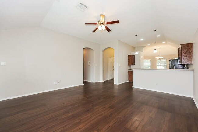 Foto del edificio - 11929 Long Stone Dr