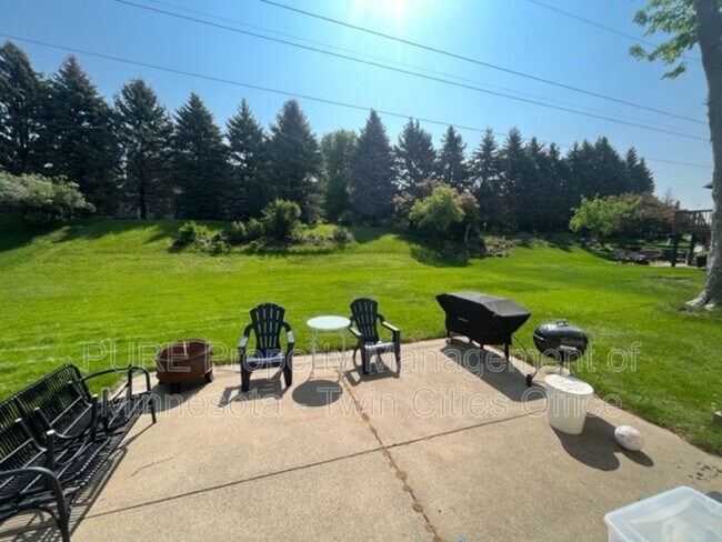 Building Photo - 931 Savannah Rd