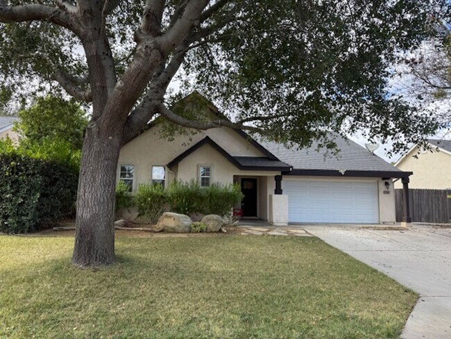 Building Photo - 541 Fairchild Ln