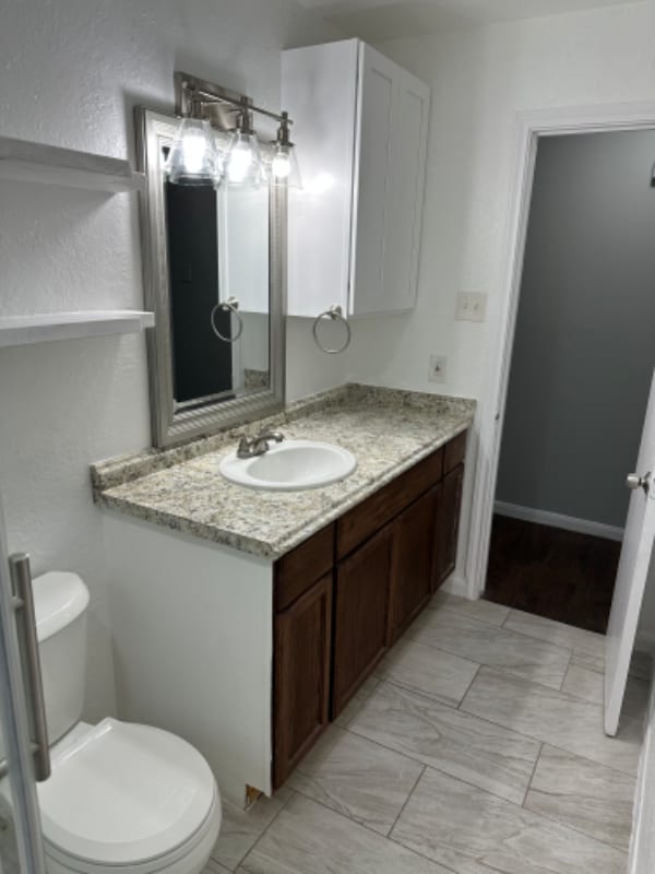Building Photo - 6115 Standing Oaks Dr