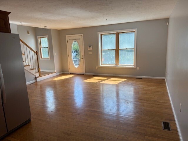 Foto del edificio - 955 Pleasant St