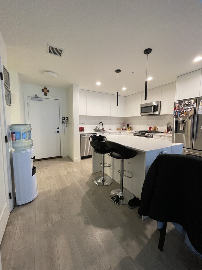 Building Photo - 20052-2083A 83A Ave