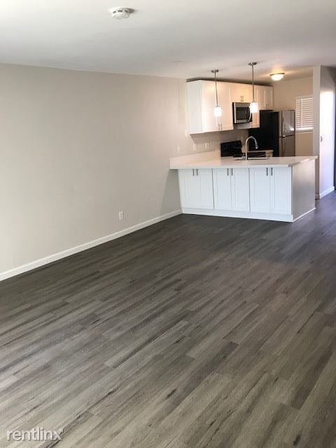 Building Photo - 2 br, 1.5 bath  - 2407 Adams Ave Apt 20 20