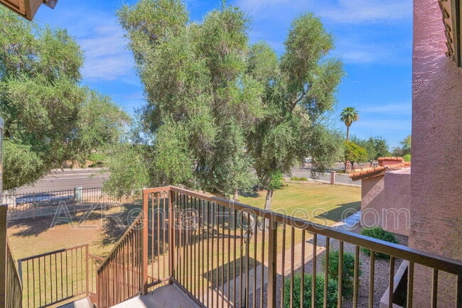 Photo - 1075 E Chandler Blvd Apartment