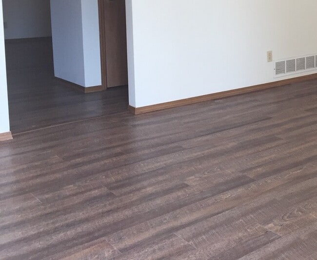 Building Photo - 24 Heritage Pl