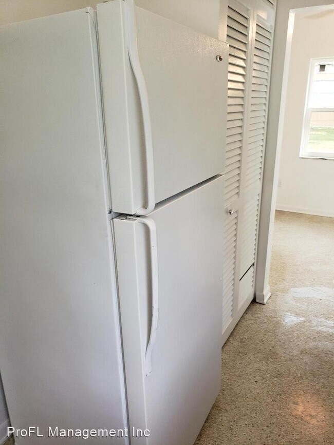 Foto del edificio - 2 br, 1 bath House - 1516 W Floyd Cir