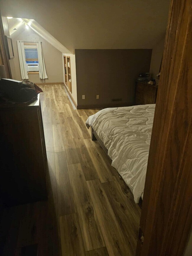 Dormitorio principal - 607 W Picnic St