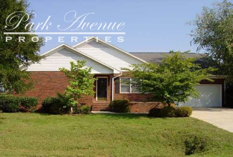 18805 Bluff Point Rd, Cornelius, NC 28031 House Rental in Cornelius