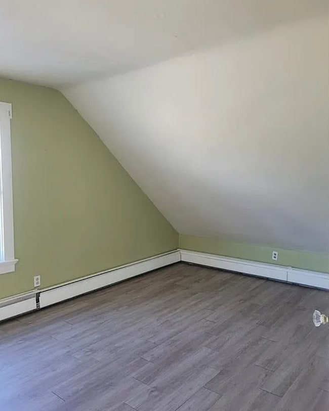 Building Photo - Rhode Island Triplex