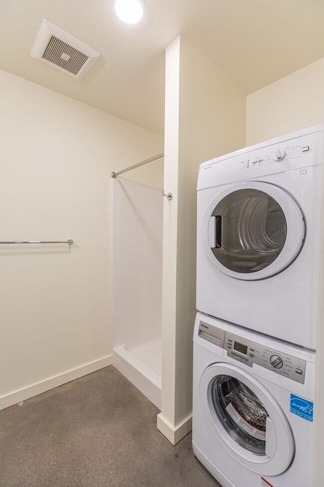 Foto del edificio - 2919 SE Division St