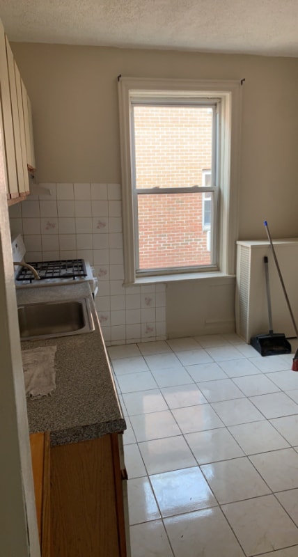 Building Photo - 746 Hendrix St