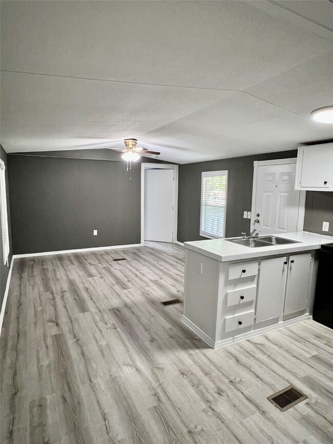 Building Photo - 20647 Shady Ln