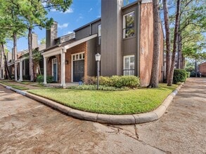 Building Photo - 701 Bering Dr