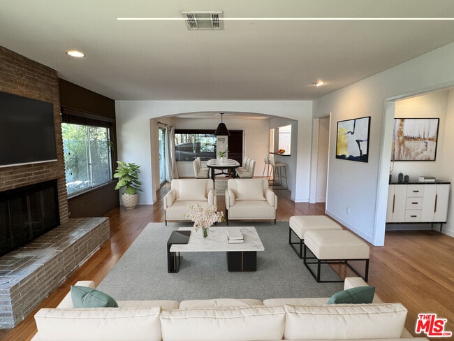 Foto del edificio - 5029 Westpark Dr