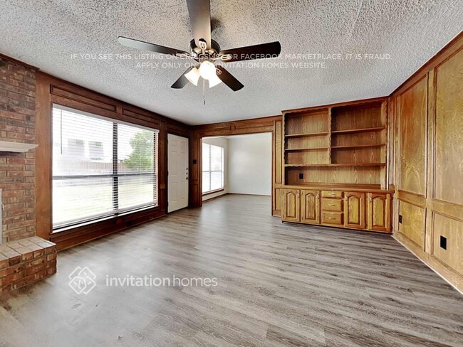 Foto del edificio - 1666 Clarendon Dr