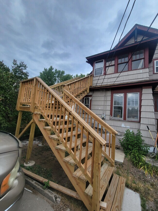 Foto del edificio - 739 13th Ave S