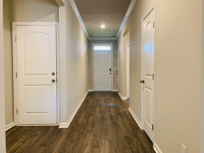 Building Photo - $750 off 1st month with 15 month lease.  A...