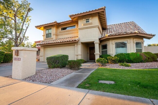 Foto del edificio - 2434 W Lompoc Ave