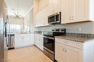 Building Photo - 9402 Pocida Ct