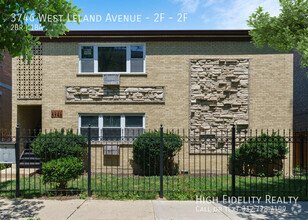 Building Photo - 3746 W Leland Ave