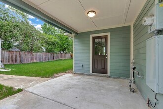 Building Photo - 5955 Bellfort Ave