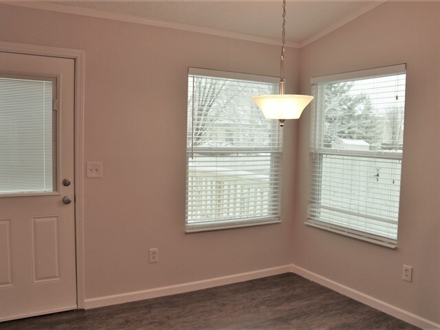 Foto del edificio - 1462 Meadowlark Ln