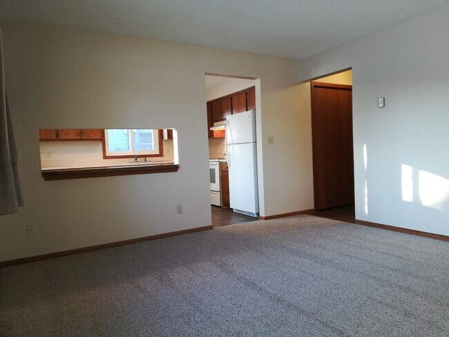 Great Living Room Layout - 819 W 3rd St