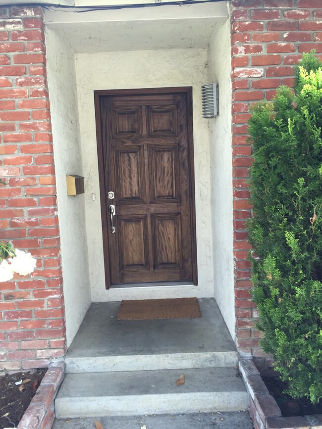 Entry - 2394 Pauline Drive
