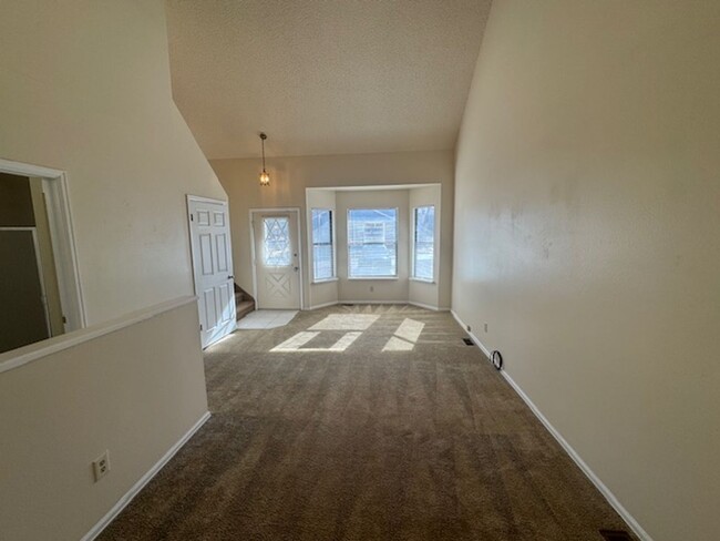 Foto del edificio - Cheyenne Autumn 2BD/1.5BA Townhome with A/C