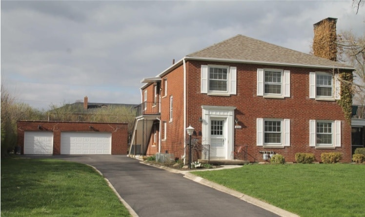 Front - 2050 Farleigh Rd