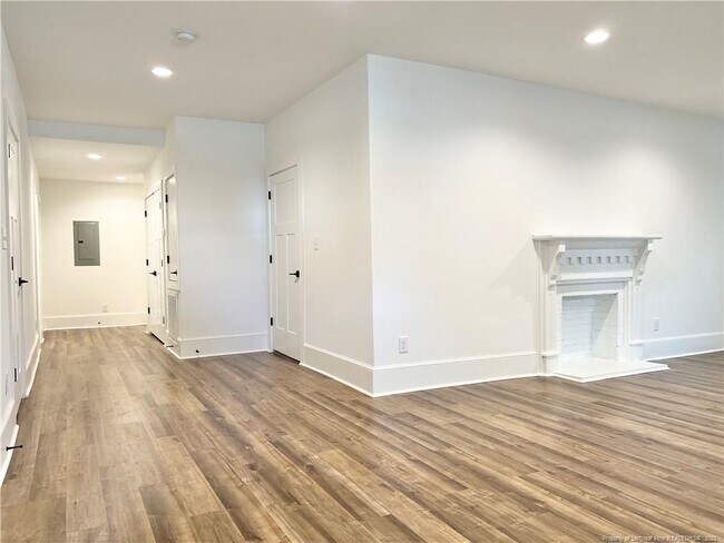 Building Photo - 310 N Clinton Ave
