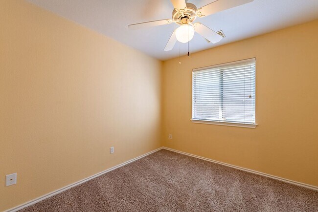 Foto del edificio - Beautiful 4 bedroom, 2 bathroom home in Round Rock!