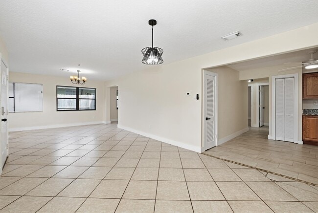 Building Photo - 2319 Ruffner Rd