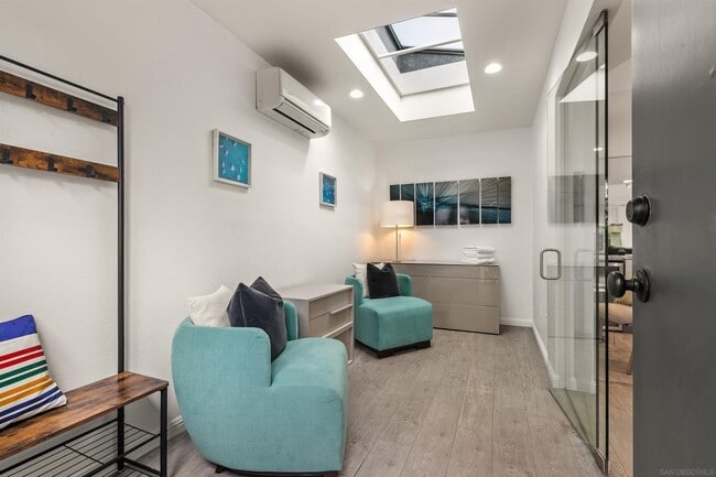Foto del edificio - 1264.5 Prospect St