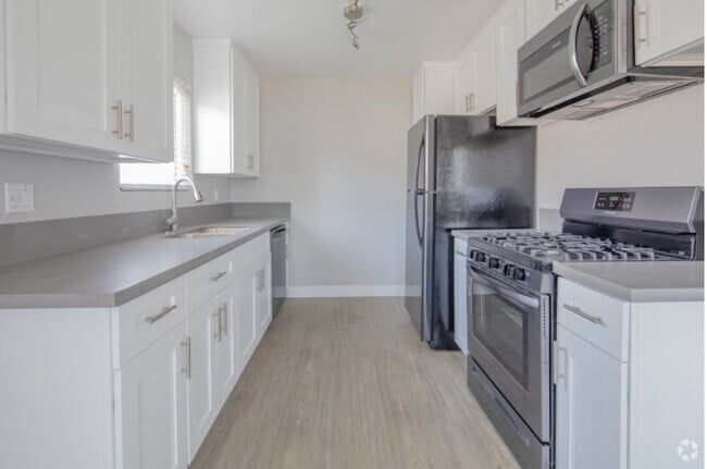 Building Photo - 3415 Plata St
