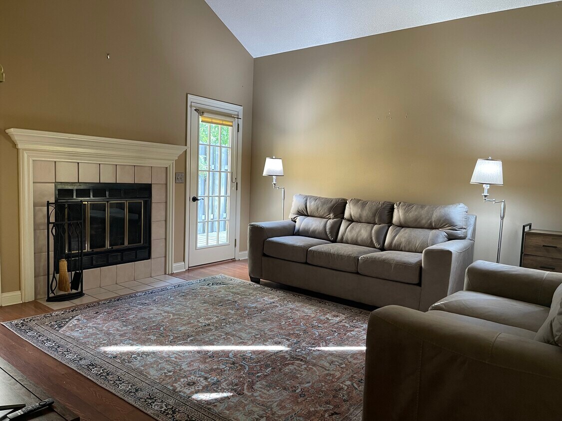 544 Frontier Ct, Terre Haute, IN 47803 Townhome Rentals in Terre