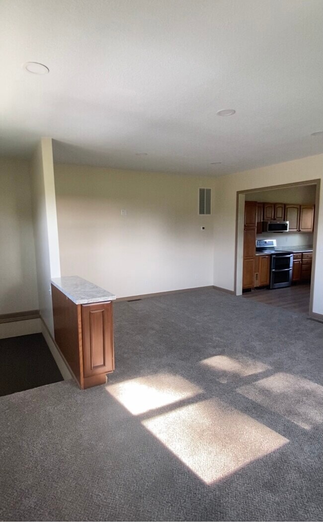 105 Wapak St Unit Suite 2, OH 45895 Apartments in