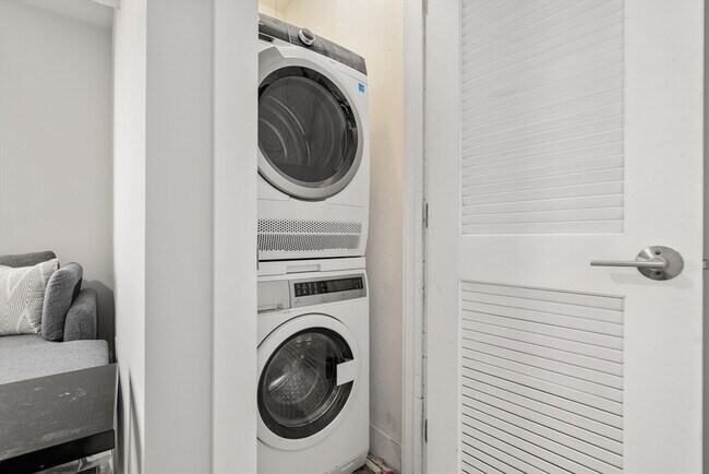 Foto del edificio - 543 Dorchester Ave