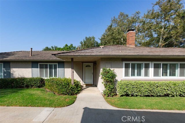 Foto del edificio - 5221 Thorn Tree Ln