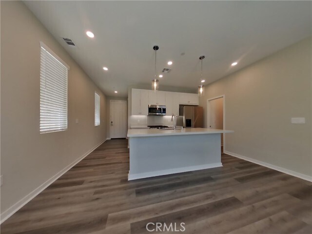 Building Photo - 28205 Cookhouse Ln