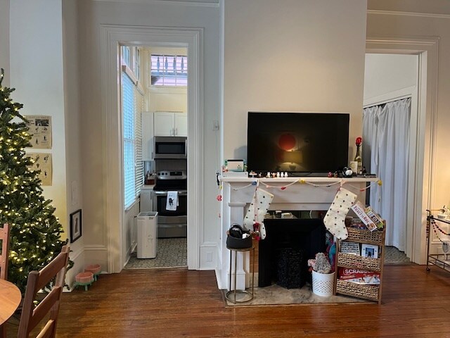 Foto del edificio - 215 W Gwinnett St