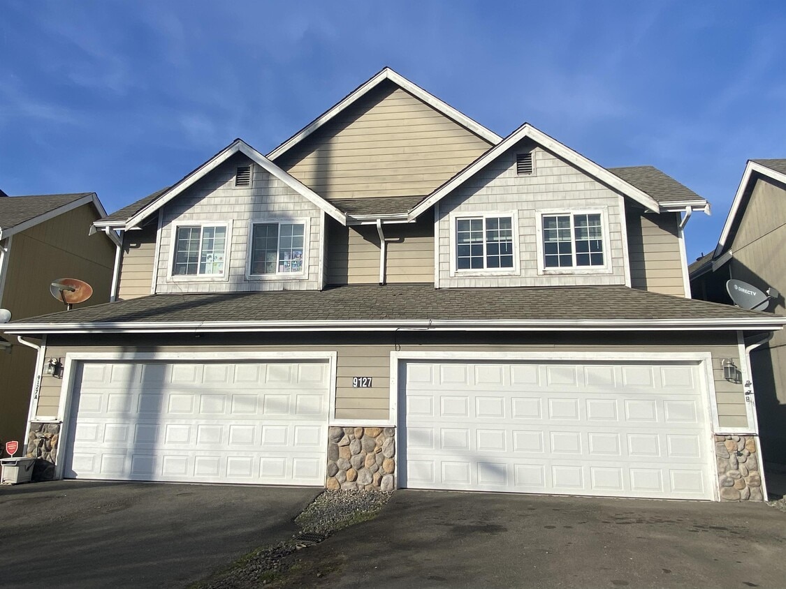 9127 Washington Blvd SW, Lakewood, WA 98498 Townhome Rentals in